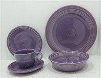 Fiesta Post 86 5 piece place setting, lilac