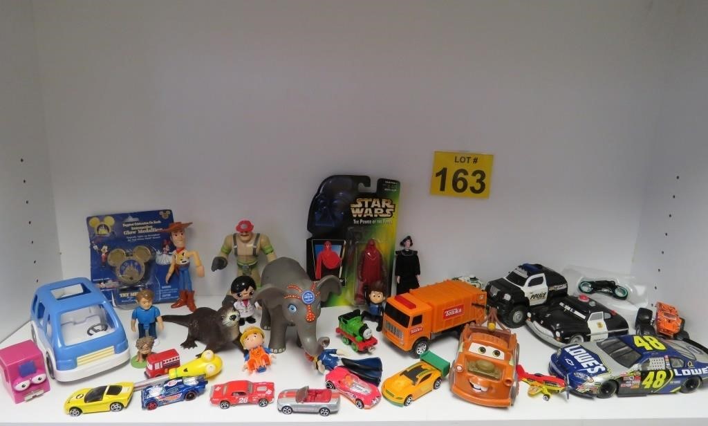 Toy Lot w/ Disney - Star Wars & More