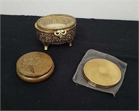 Vintage 3x 2.25 inch jewelry box, with vintage