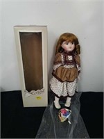 Vintage heritage 15-in doll