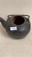 Vintage number 8 cast iron pot some rust inside