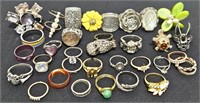 Lot of Fashion Rings & Bands Flowers +