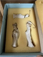 LLADRO PORCELAIN SCULPTURE 3PC CHRISTMAS ORNAMENTS