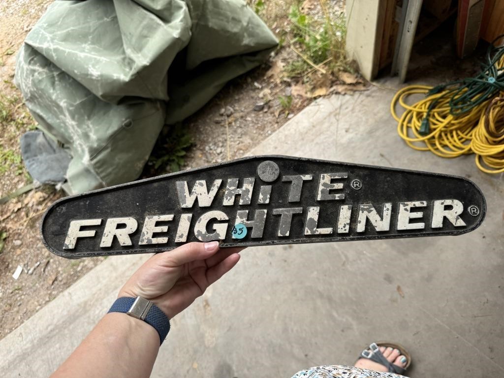 WHITE FREIGHT LINER  SIGN