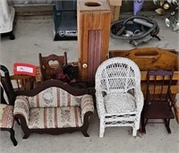 wood pieces & assorted doll furniture
