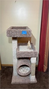 Cat tower : 47.5”T with 2’x21” base