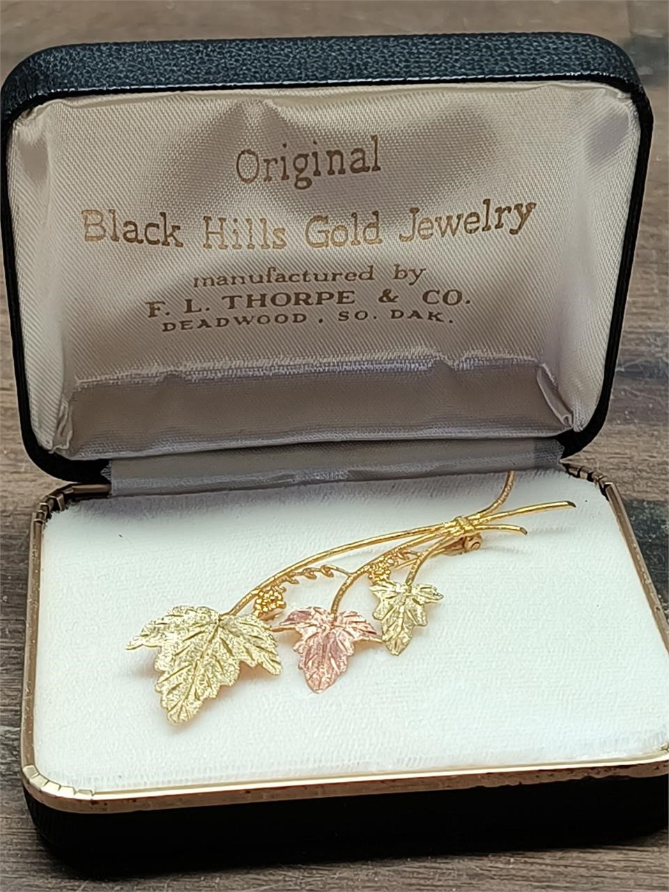 Black Hills Gold Leaf Brooch in Box