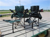 2 Folding chairs