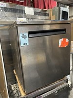 MANITOWAC Undercounter Refrigerator
