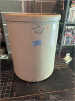 8 GALLON CROWN STORAGE CROCK - LOOKS GOOD