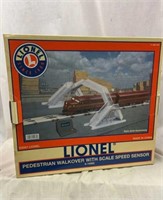 LIONEL Pedestrian Walkover with Scale Speed Sensor