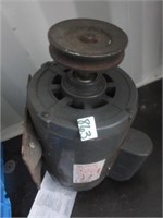 AC electric motor