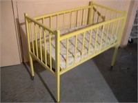 Babydoll Crib  38x20x29 inches