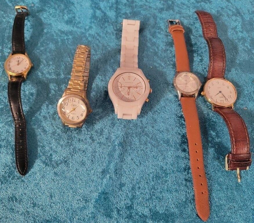 11 - LOT OF 5 WATCHES (A162)