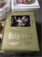 FAMILY BIBLE