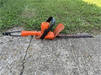 Black & Decker Hedge Trimmer 16"