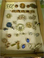 Vintage Brooches, Earrings & Bracelets