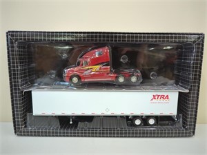 PEM Freightliner Xtra Lease NIB 1/64