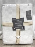 Swiss Collection Double/queen Soft Blanket