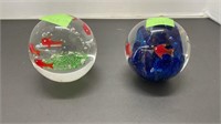 (2) fish aquarium paperweights spherical, hand