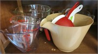Kitchen Measuring Cups & More