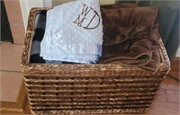 Basket with 5 throw blankets