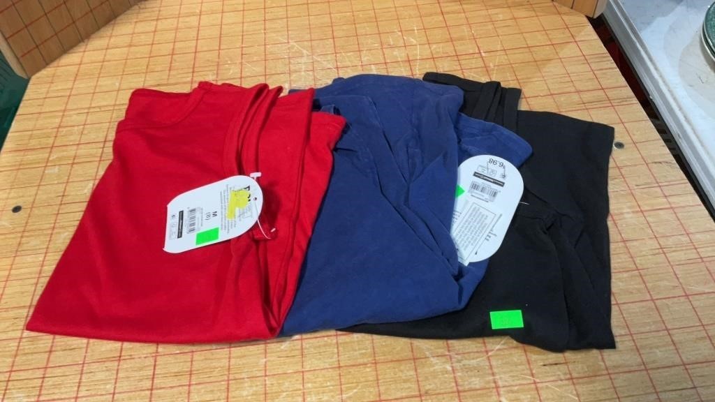 Boys sleeveless shirts, size 8 medium