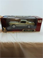 DIECAST METAL COLLECTION 1968 SHELBY GT-500KR