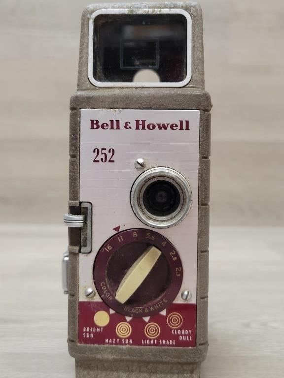 Bell & Howell #252 Movie Camera
