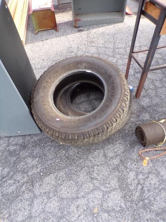 Tires 245 75  16