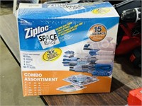 15 Ziploc space saver bags - assorted sizes