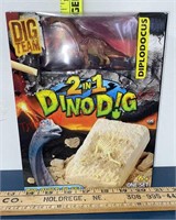 New 2 in 1 Dino Dig Set from the Dig Team.