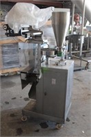 *MENOMONIE* SMALL POUCH PACKING MACHINE