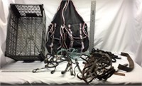 D3) LARGE LOT OF HORSE GEAR