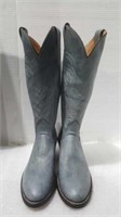 Size 8.5 AA cowboy boots