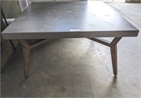 METAL OUTDOOR COFFEE TABLE