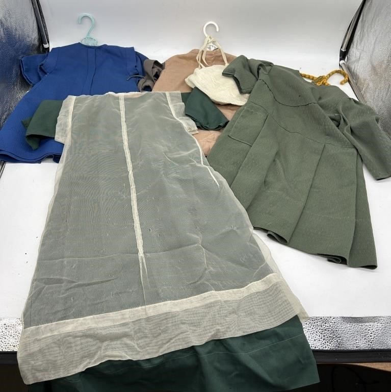 Amish/Mennonite Girls' Clothes - Dresses, Bonnet