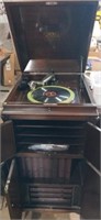 Victoria vv-110 Victor talking machine with