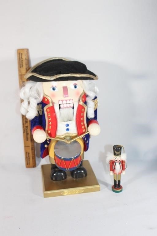 2002 Wooden Drummer Nutcracker-Mini Nutcracker