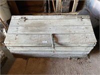 Vintage Wooden crate w/ lid approx 3ft
