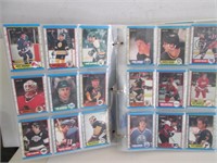 BINDER FULL WITH HOCKEY CARDS FROM COLLECTION