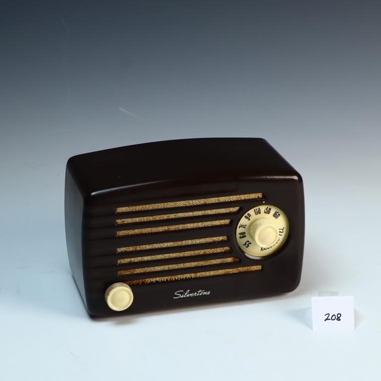 Vintage Silvetone Mid Century radio