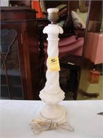 White alabaster table lamp