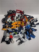 Bionicles Toy Pieces