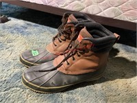 Ozark Trail Sz 12 Rubber Boots