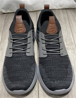 Skechers Men’s Slip On Shoes Size 11