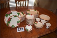 Franciscan Dishes (44 Pieces)