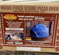 Stoneware pizza oven