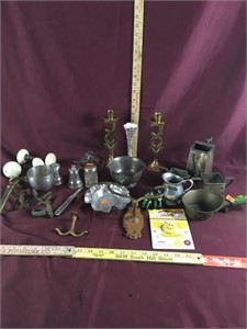 Assorted lot, hardware and kitchen supplies