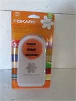 NEW FISKARS LEVER PUNCH